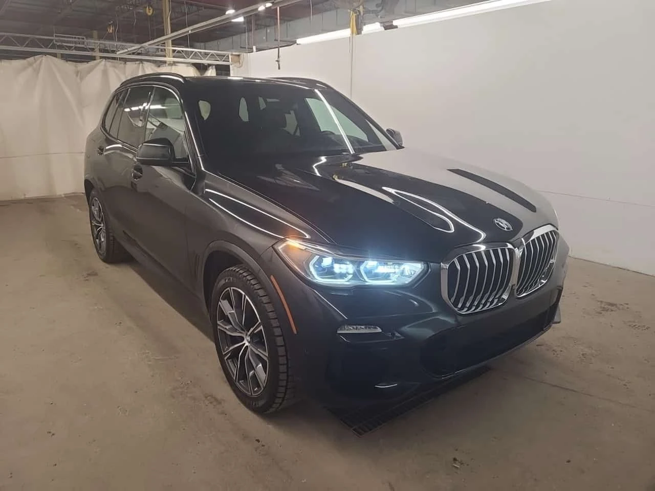 BMW X5 xDrive40i M-Sport * 360 * Head-Up * Laser * CARFAX - изображение 2