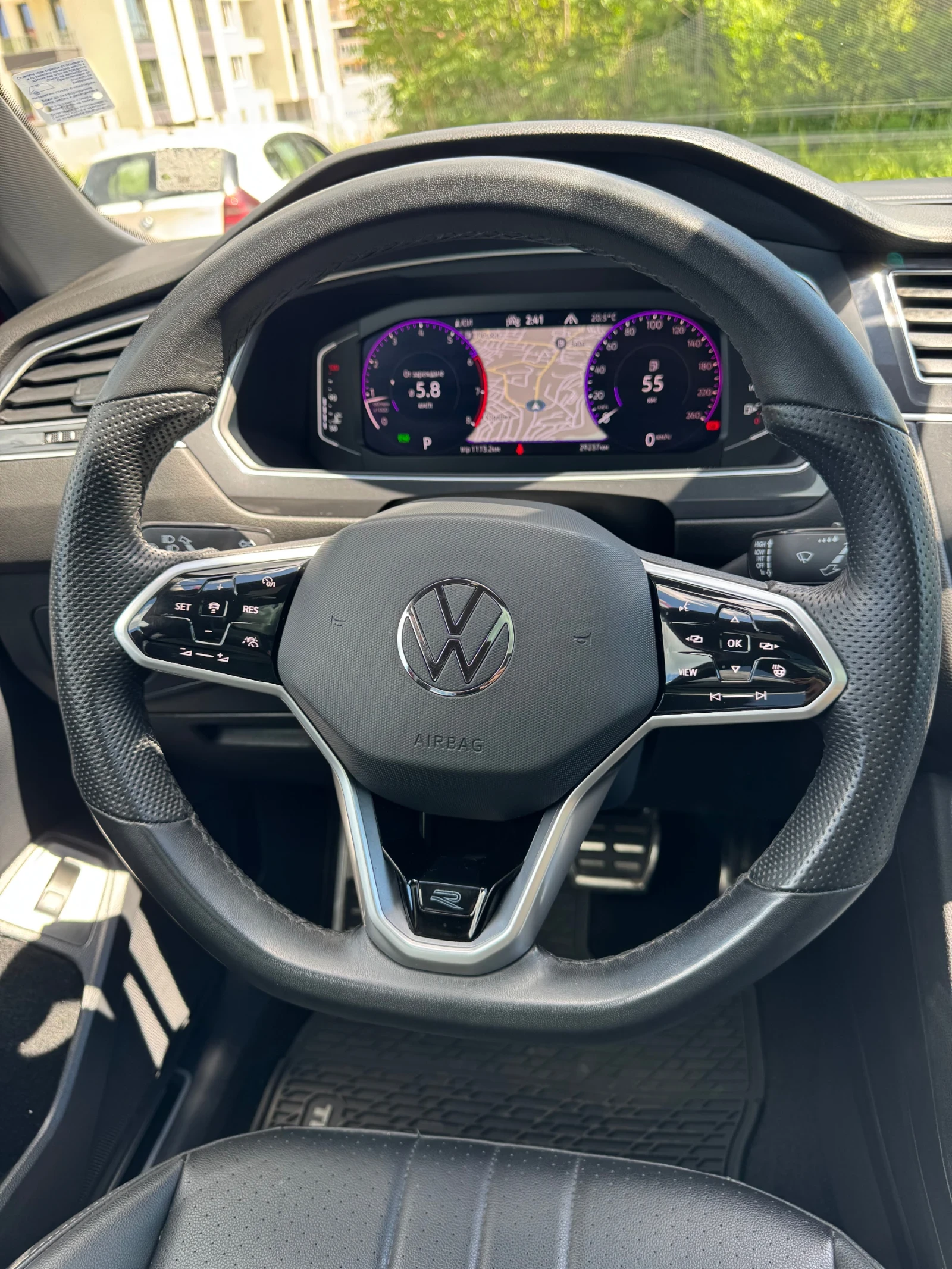 VW Tiguan Allspace 2.0 TSI DSG 4Motion   196 к.с., снимка 12 - Автомобили и джипове - 54635429