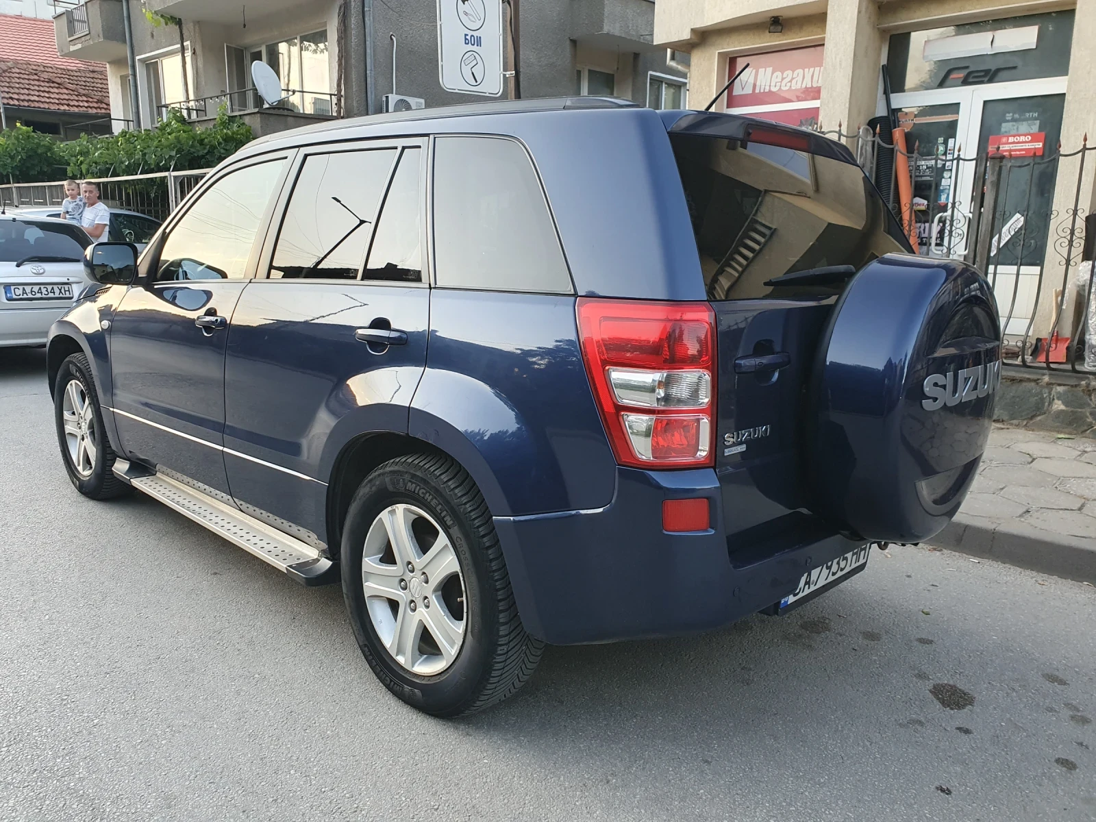 Suzuki Grand vitara 2.0i-БЕНЗИН/ГАЗ, снимка 3 - Автомобили и джипове - 55255488