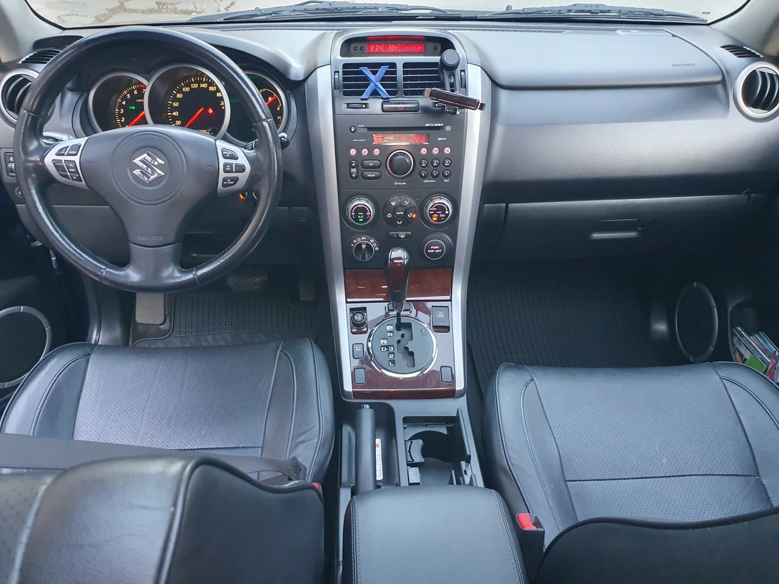 Suzuki Grand vitara 2.0i-БЕНЗИН/ГАЗ, снимка 12 - Автомобили и джипове - 55255488