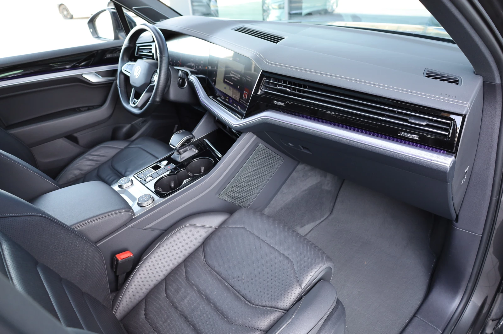 VW Touareg FACELIFT* R-LINE* IQ MATRIX LIGHTS* DYNAUDIO* PANO | Mobile.bg � ����������� 15