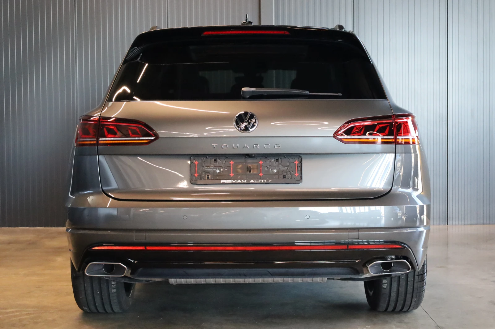 VW Touareg FACELIFT* R-LINE* IQ MATRIX LIGHTS* DYNAUDIO* PANO | Mobile.bg � ����������� 7