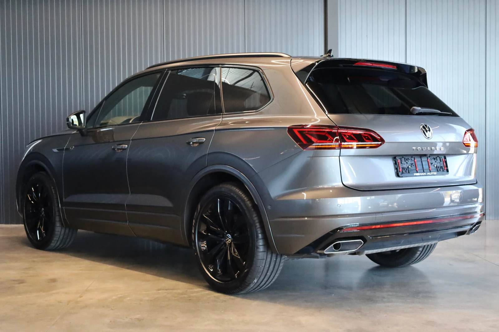 VW Touareg FACELIFT* R-LINE* IQ MATRIX LIGHTS* DYNAUDIO* PANO | Mobile.bg � ����������� 6