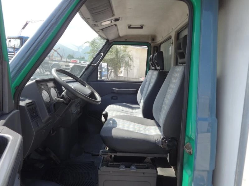 Iveco 35 -12 ЖИВОТНОВОЗ, снимка 11 - Бусове и автобуси - 33777093