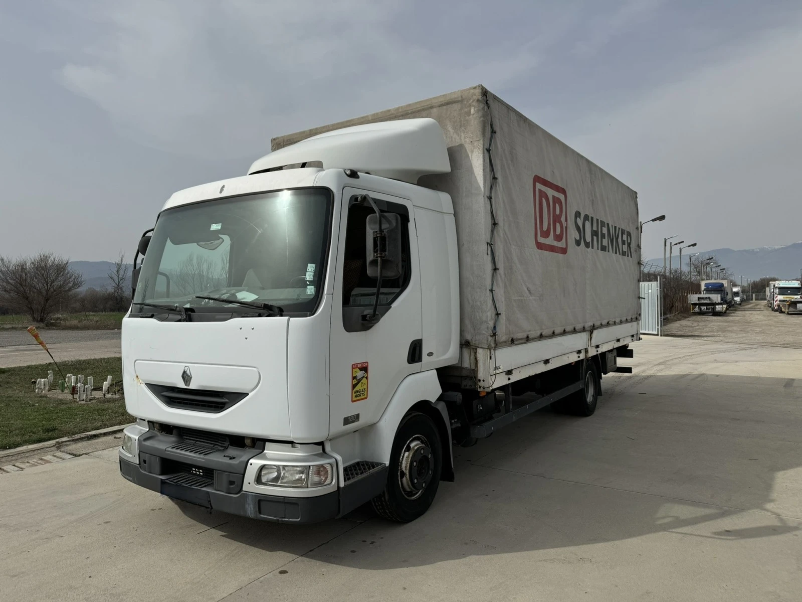 Renault Midlum | Mobile.bg   1