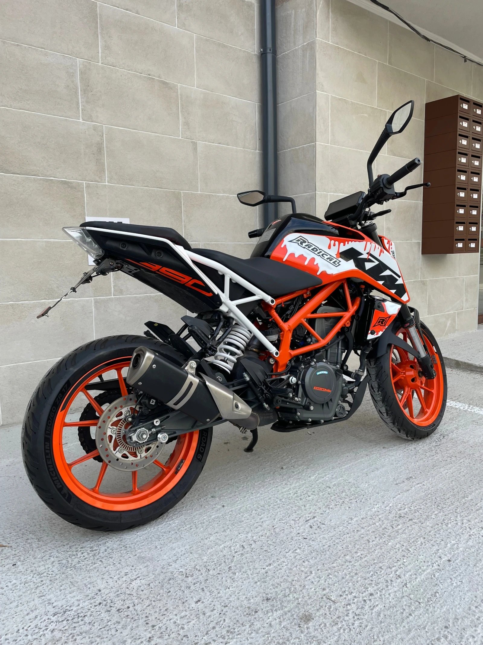 Ktm Duke 390 Radical - изображение 3