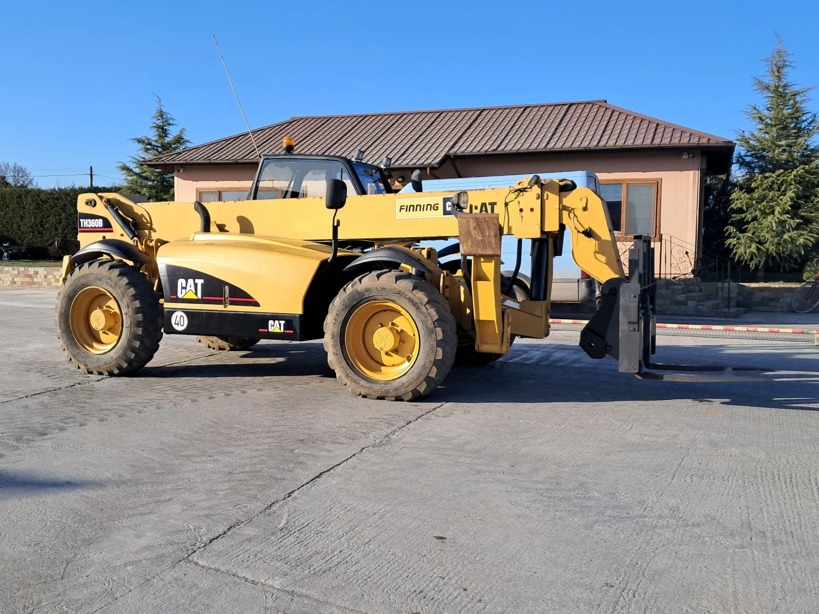 Телескопични товарачи Caterpillar ТН360В, снимка 6 - Индустриална техника - 53831525