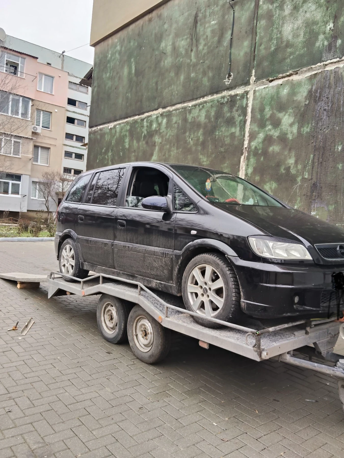 За автомобил THOMAS, снимка 1 - Ремаркета - 56136243