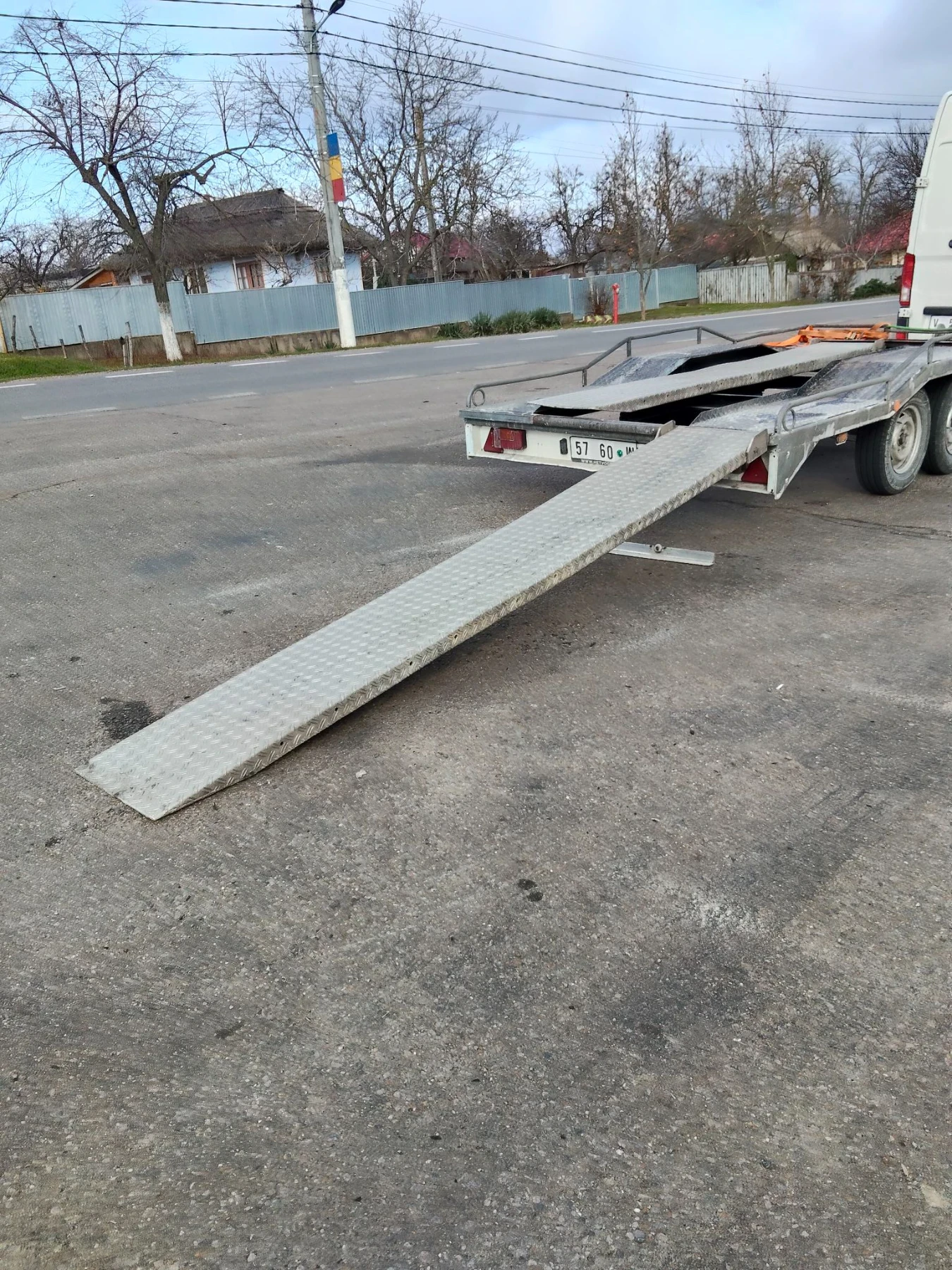 За автомобил THOMAS, снимка 6 - Ремаркета - 56136243