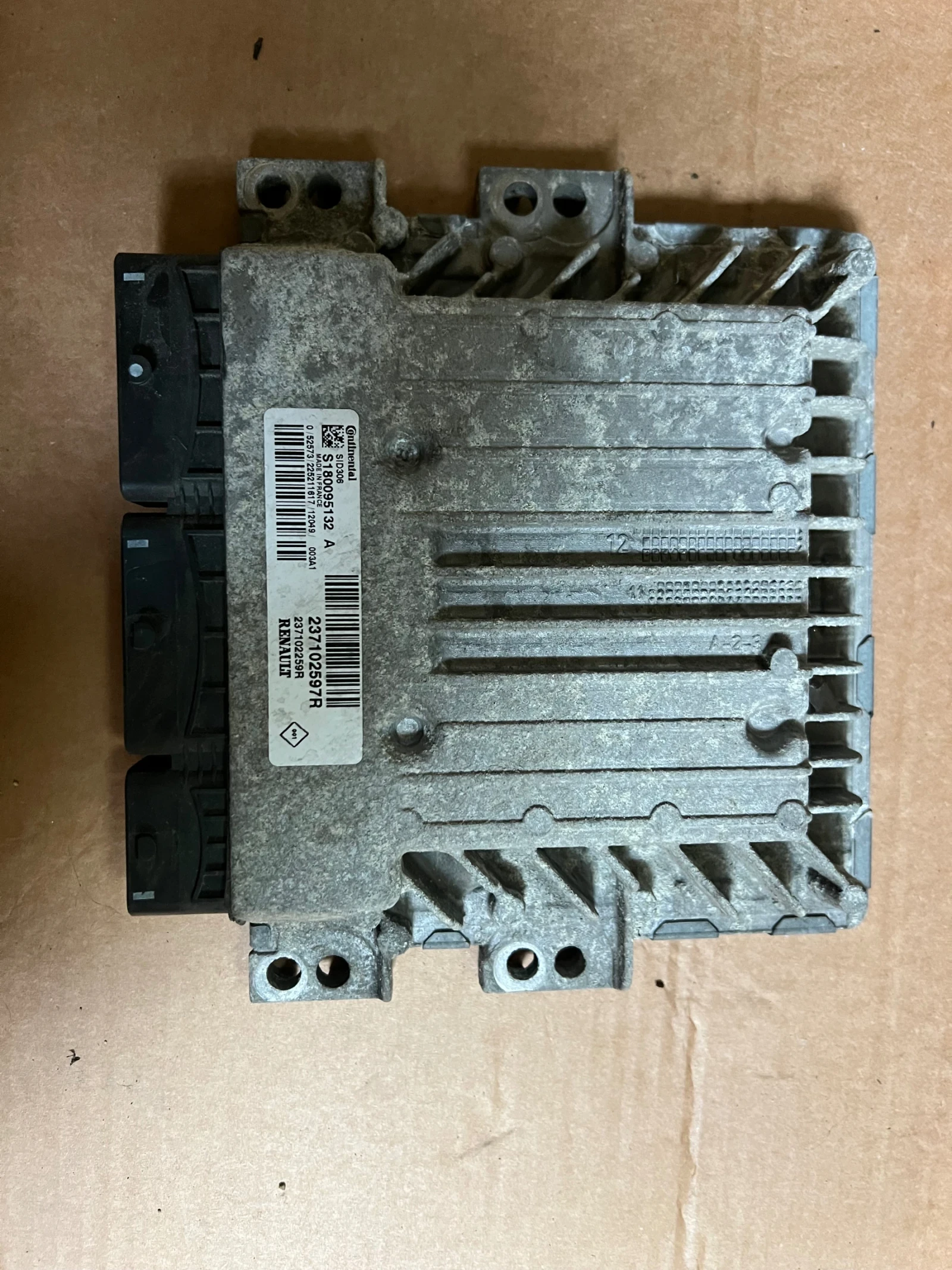 237102597R �������� �������� DACIA LODGY 1.5DCI SID306 S180095132 A 237102259R | Mobile.bg � ����������� 1