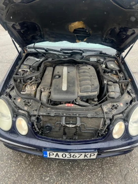 Mercedes-Benz E 320, снимка 16