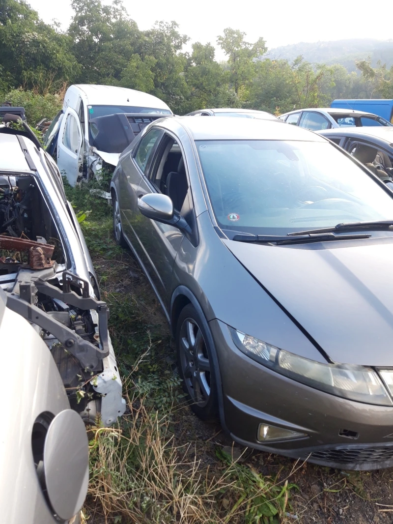 Honda Civic 2.2d НА ЧАСТИ, снимка 3 - Автомобили и джипове - 38122791