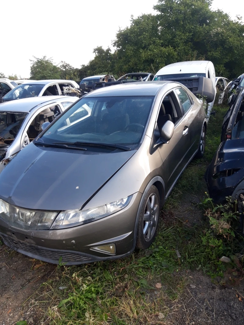 Honda Civic 2.2d НА ЧАСТИ, снимка 2 - Автомобили и джипове - 38122791