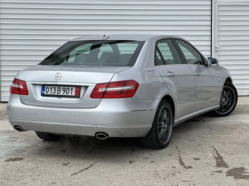 Mercedes-Benz E 350 AVANTGARDE FUUL, снимка 15 - Автомобили и джипове - 47356594