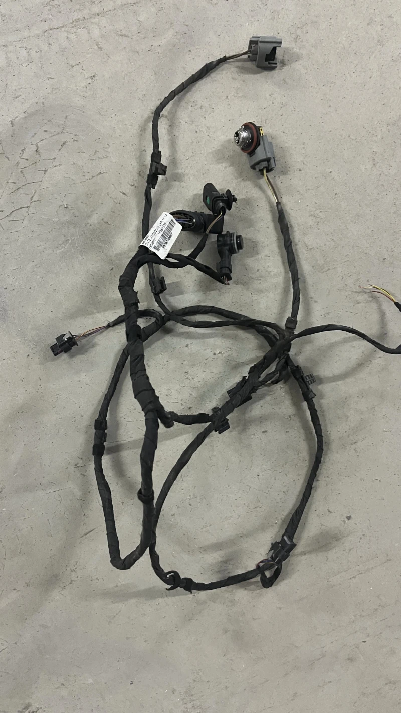 VW Passat B8 лед матрични фарове за части, снимка 9 - Автомобили и джипове - 51065974