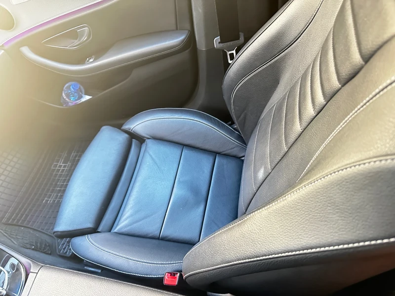 Mercedes-Benz E 220, снимка 10 - Автомобили и джипове - 52253347