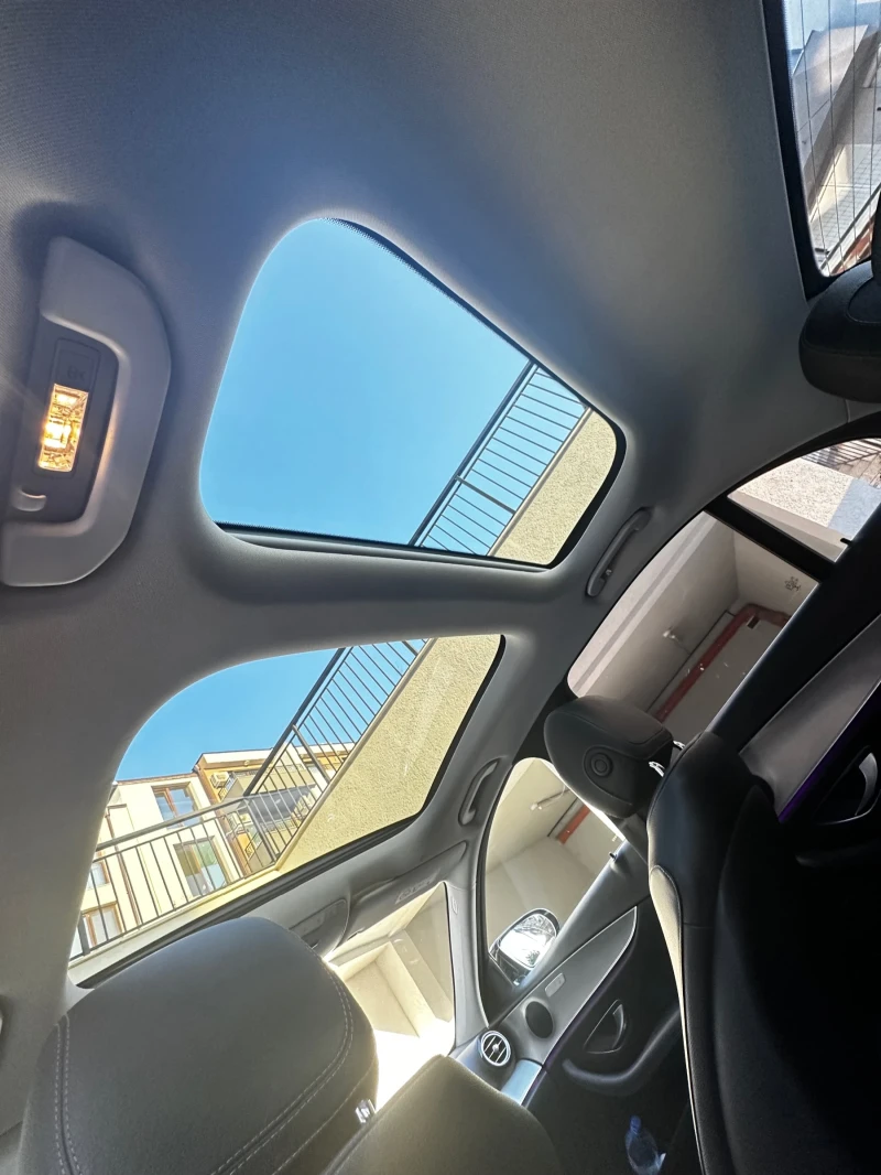 Mercedes-Benz E 220, снимка 11 - Автомобили и джипове - 52253347