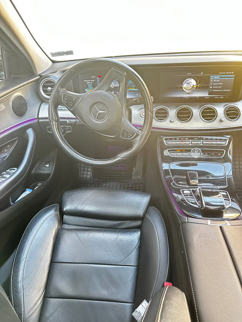 Mercedes-Benz E 220, снимка 8 - Автомобили и джипове - 52253347