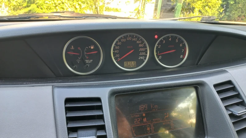 Nissan Primera P12, снимка 6 - Автомобили и джипове - 51545575