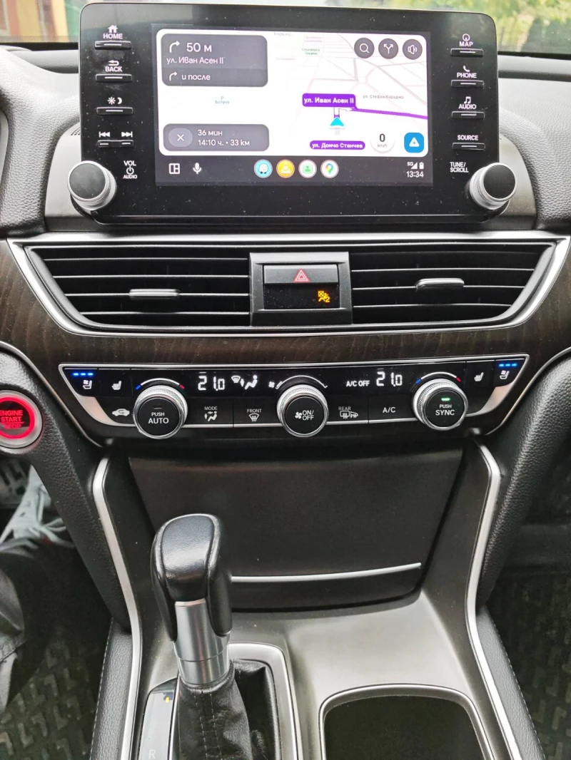 Honda Accord TOURING, снимка 7 - Автомобили и джипове - 52207342