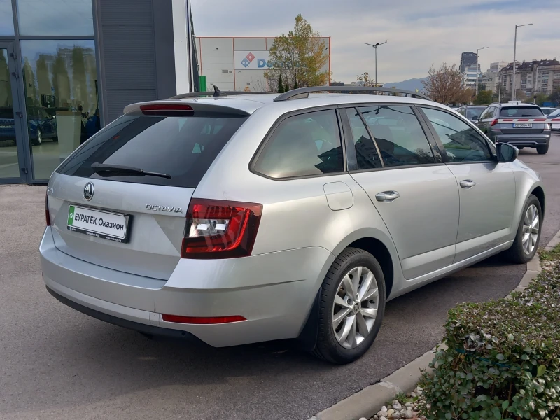 Skoda Octavia 2.0 TDI/7DSG, снимка 3 - Автомобили и джипове - 52403580
