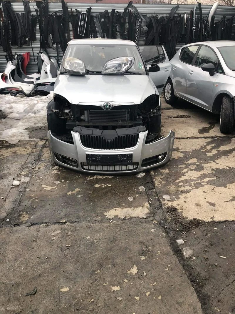 Skoda Fabia 1.4 16V на части - [1] 