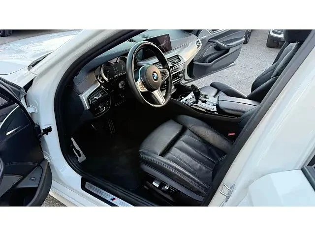 BMW 540 ЗАДНО * * M PACK * * CARFAX * * АВТО КРЕДИТ * * , снимка 10 - Автомобили и джипове - 52878215