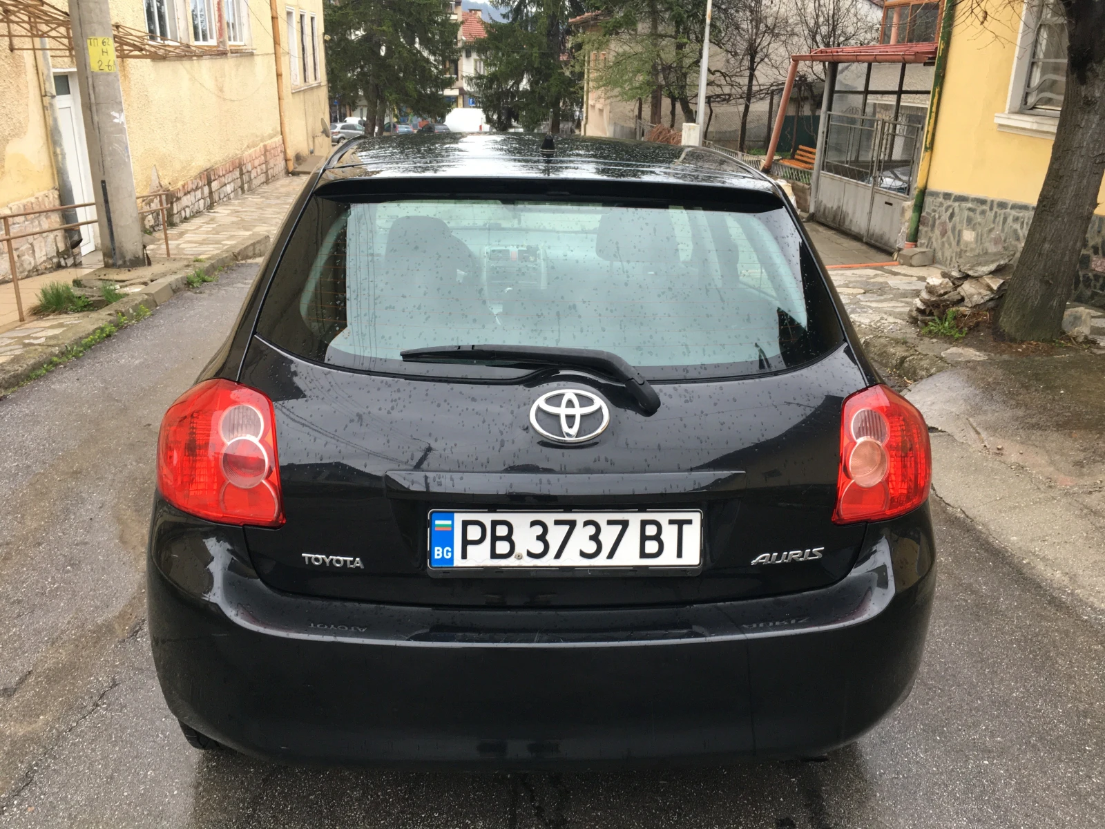 Toyota Auris 1.4L 16V FWD - изображение 4