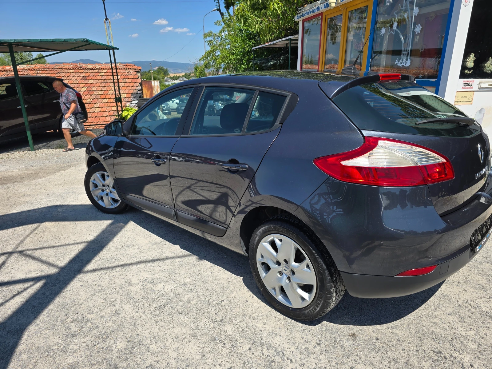 Renault Megane 1.5DCi= Navi= Camera - изображение 6
