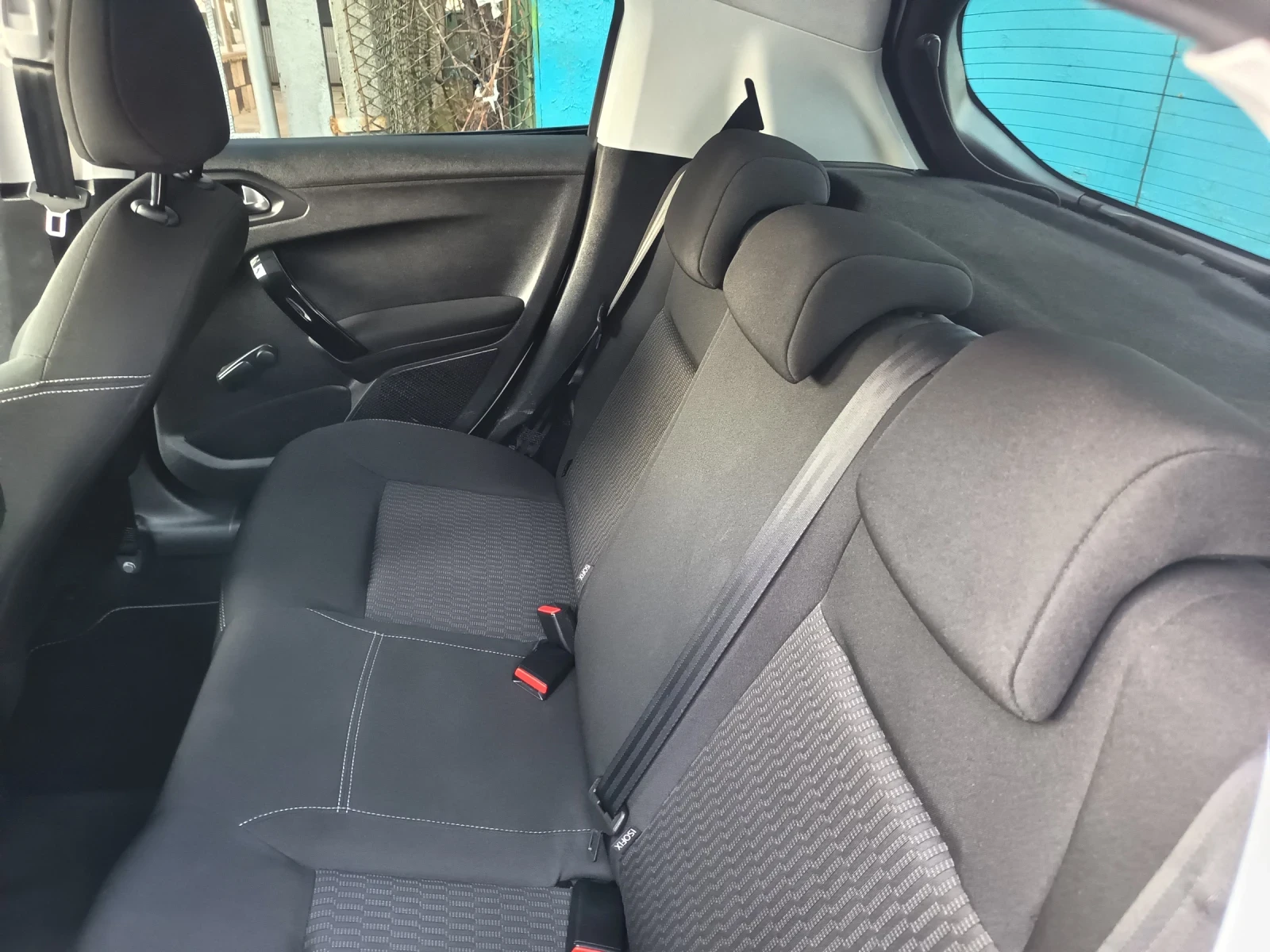 Peugeot 208 1.6 blue hdi Facelift | Mobile.bg � ����������� 11