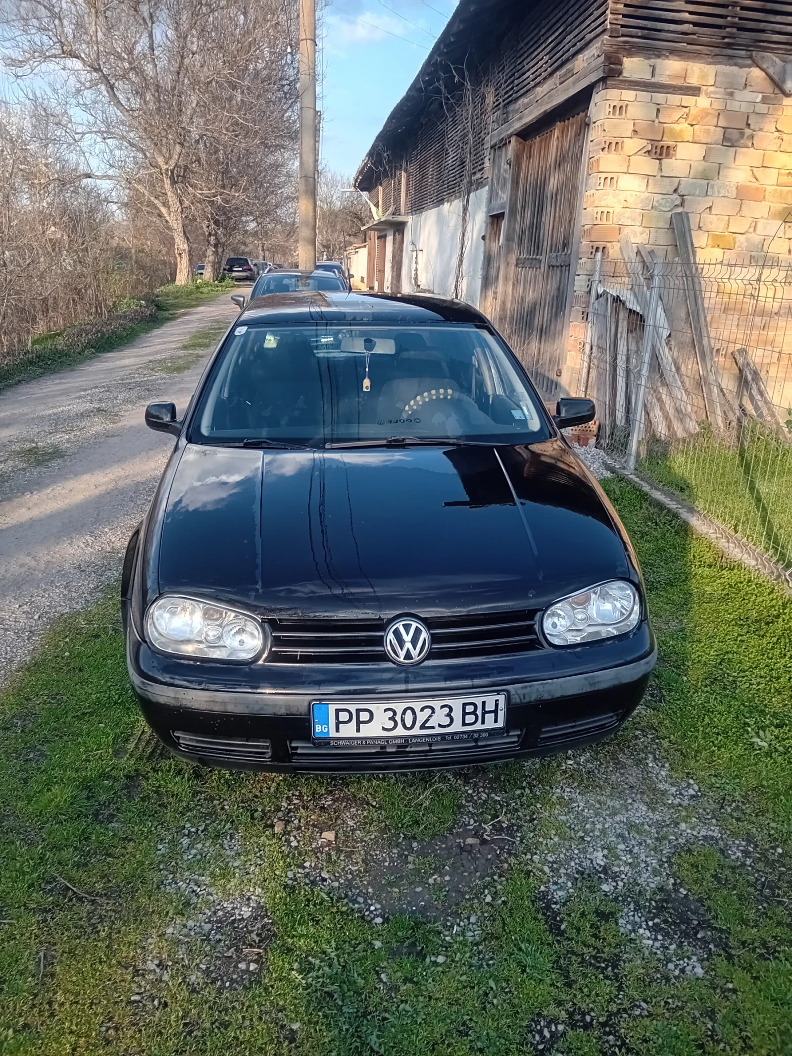 VW Golf 4, снимка 14 - Автомобили и джипове - 54101070