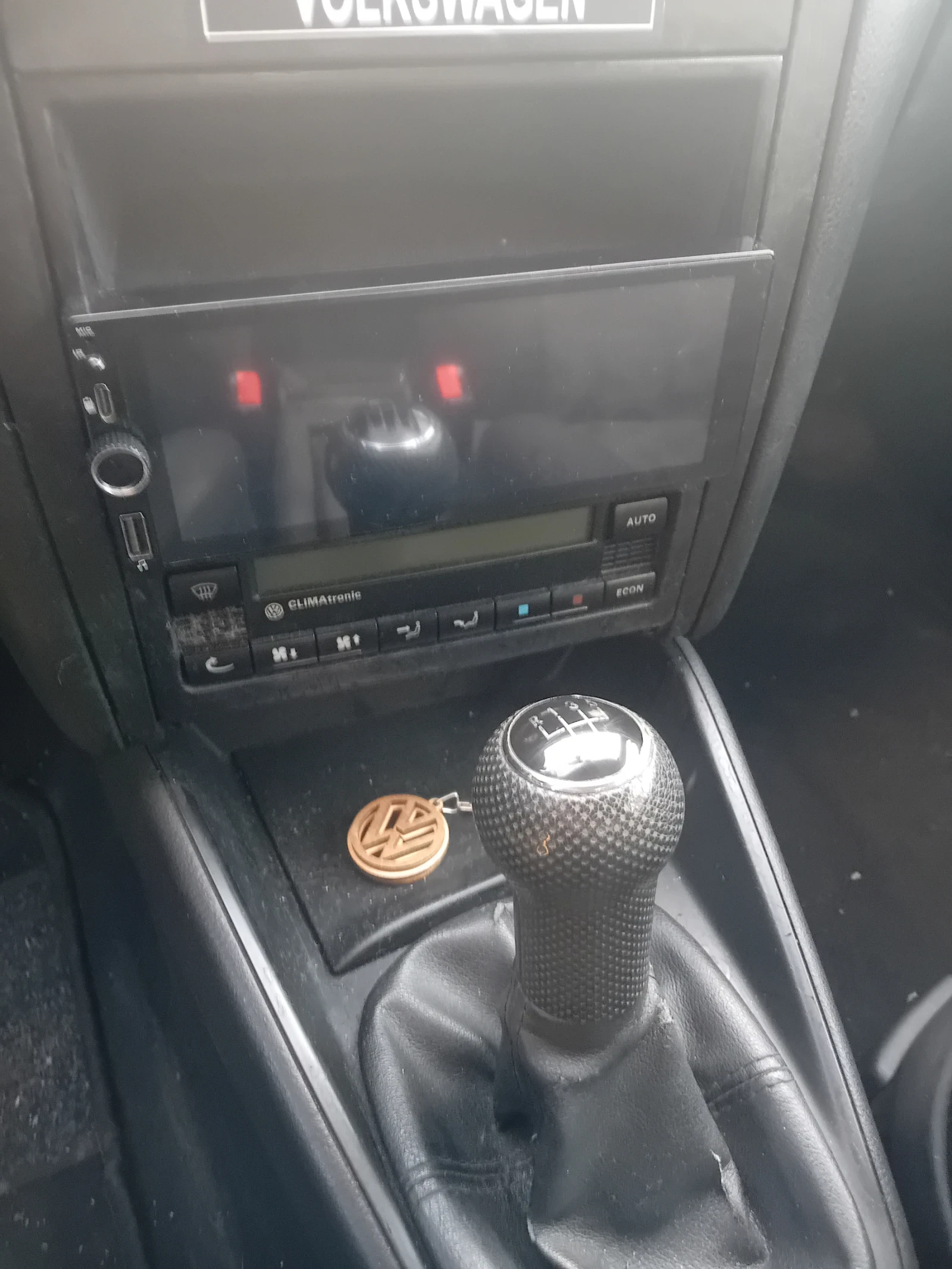 VW Golf 4, снимка 5 - Автомобили и джипове - 54101070