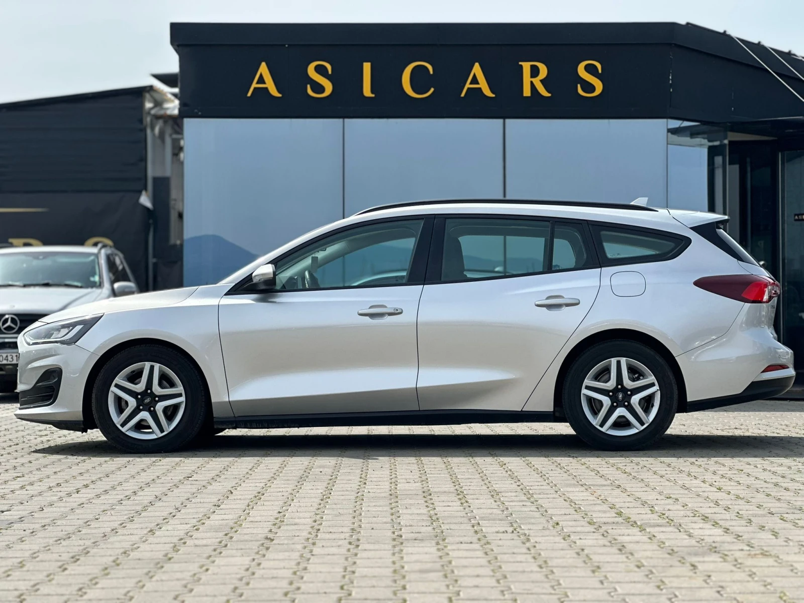 Ford Focus / 1.5 ECOBLUE / 120HP / EURO 6 / | Mobile.bg � ����������� 2