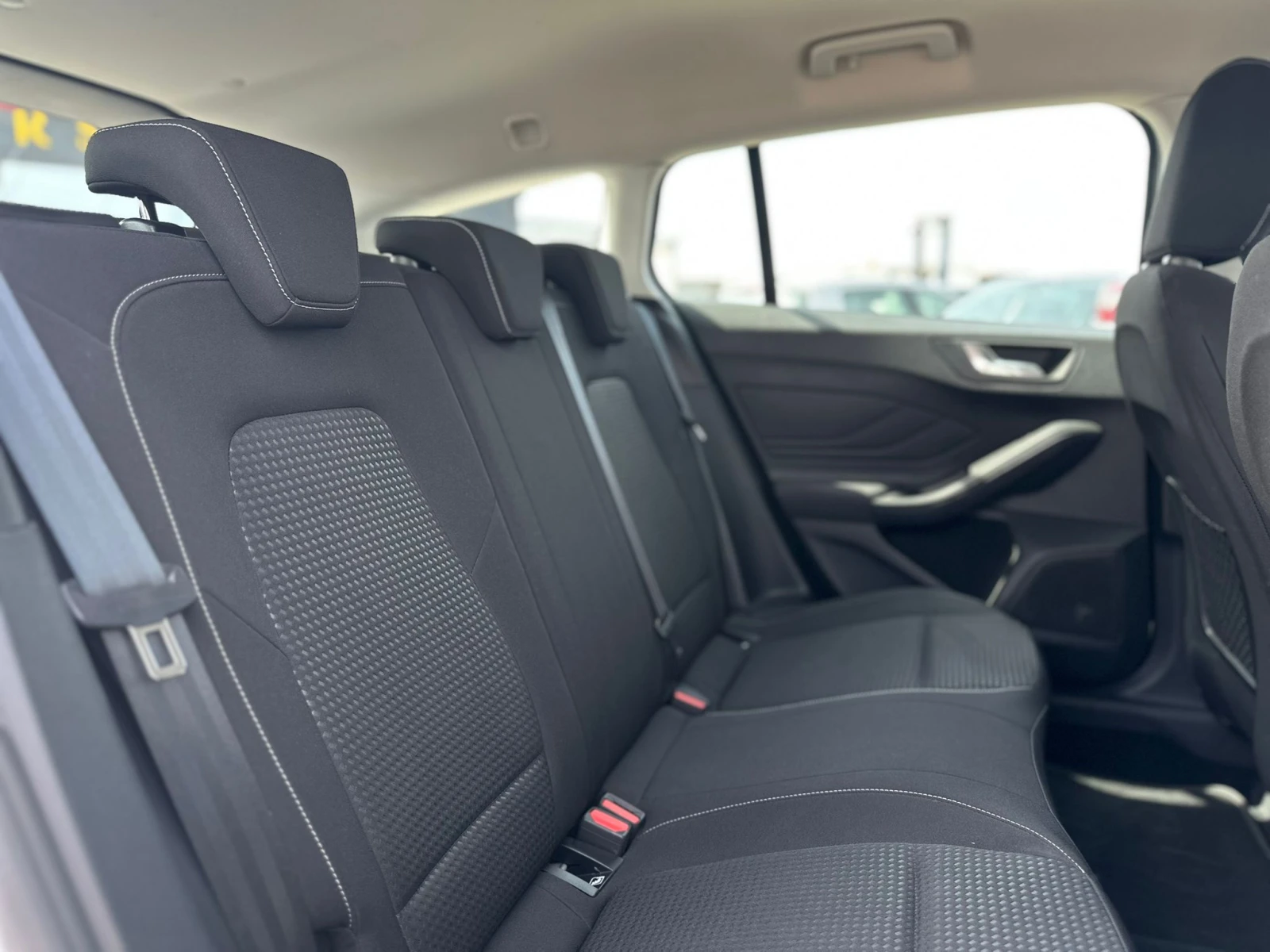 Ford Focus / 1.5 ECOBLUE / 120HP / EURO 6 / | Mobile.bg � ����������� 11