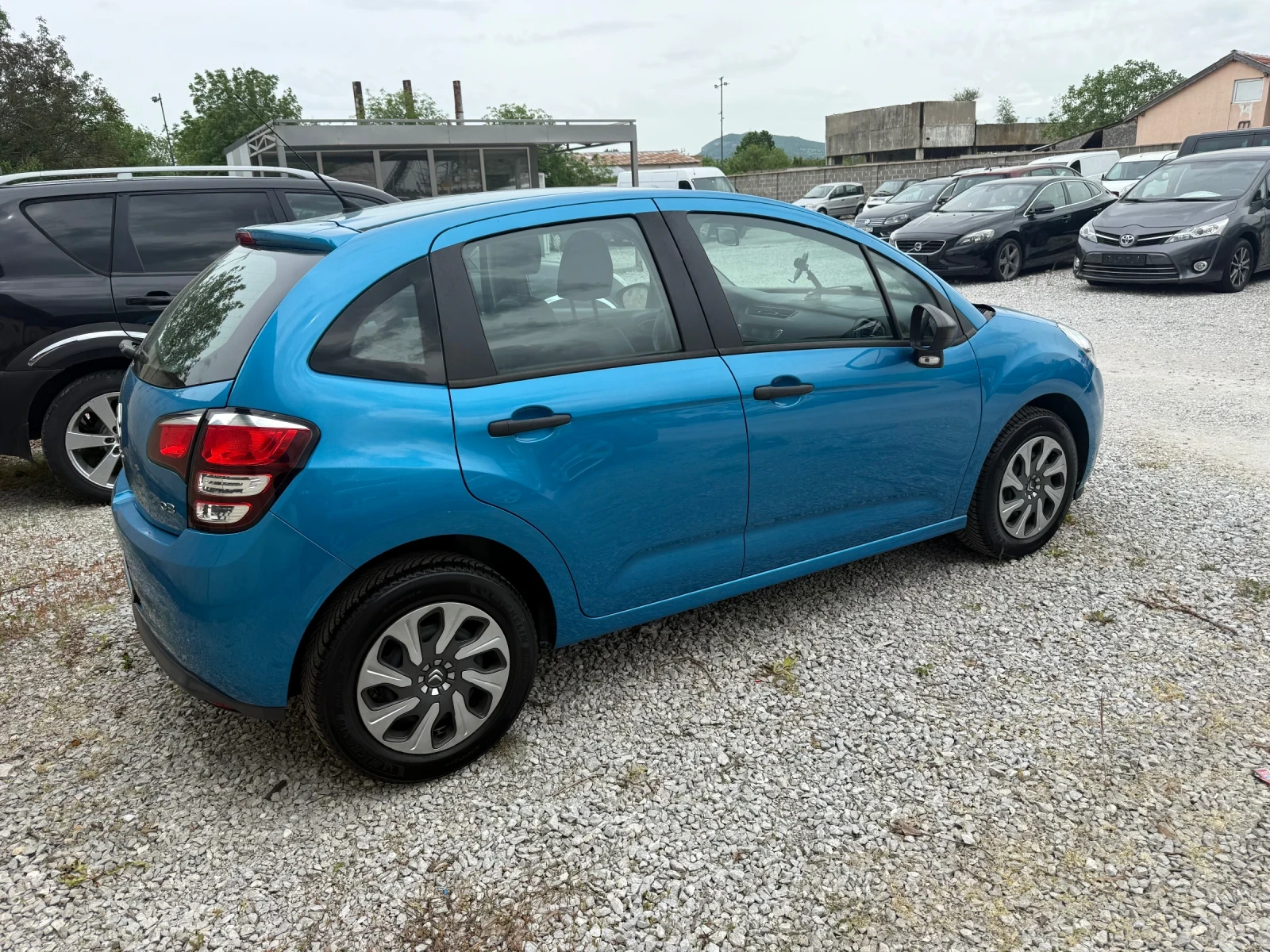Citroen C3 1.2i 90x.km euro6, снимка 8 - Автомобили и джипове - 54545088