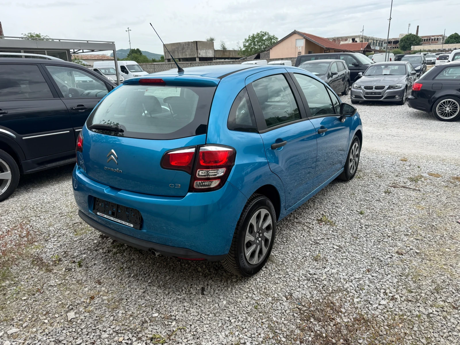 Citroen C3 1.2i 90x.km euro6, снимка 7 - Автомобили и джипове - 54545088