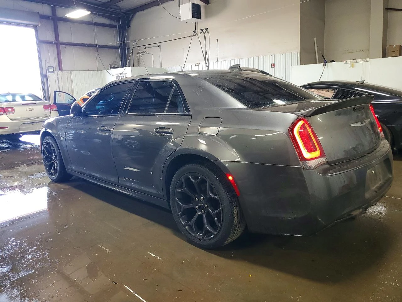 Chrysler 300c 5.7l 300 S, снимка 2 - Автомобили и джипове - 54731952
