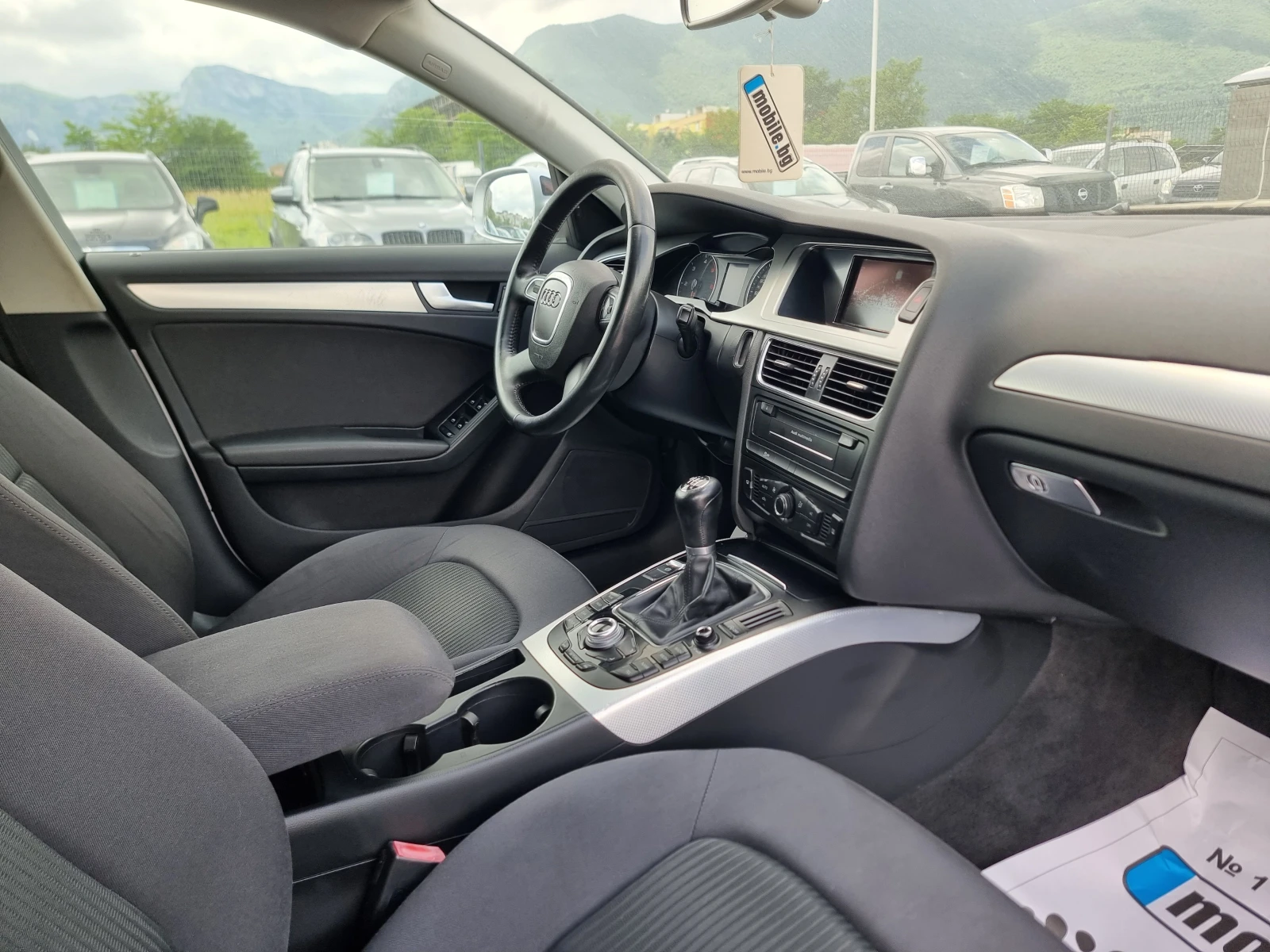 Audi A4 2.0TDI, снимка 16 - Автомобили и джипове - 54779115