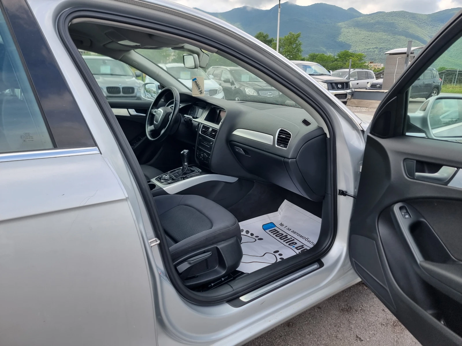 Audi A4 2.0TDI, снимка 15 - Автомобили и джипове - 54779115