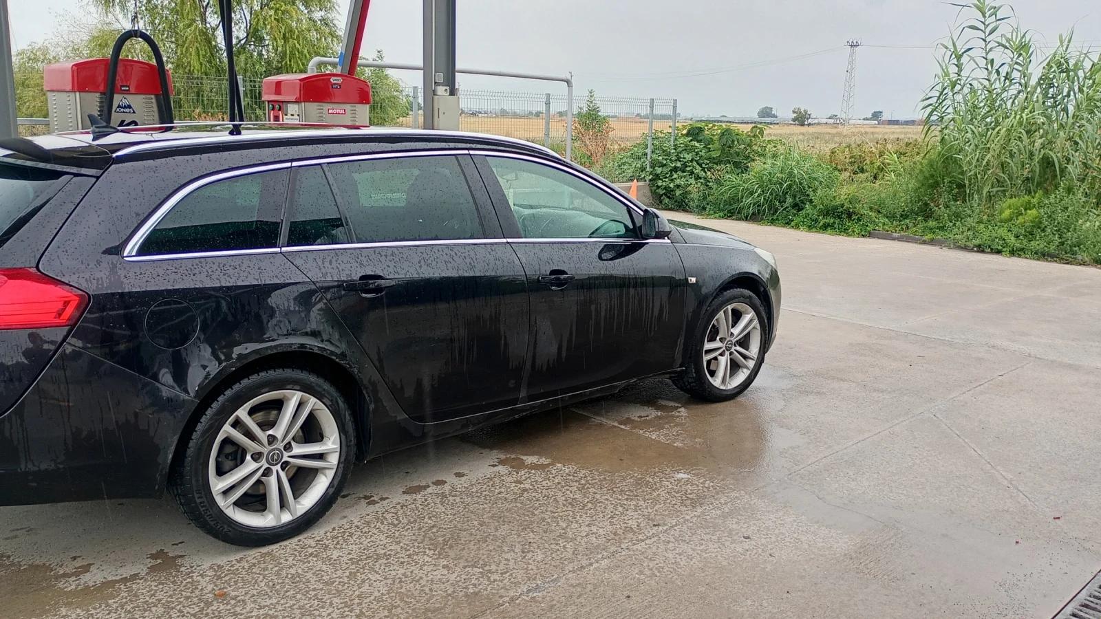 Opel Insignia, снимка 5 - Автомобили и джипове - 55318701