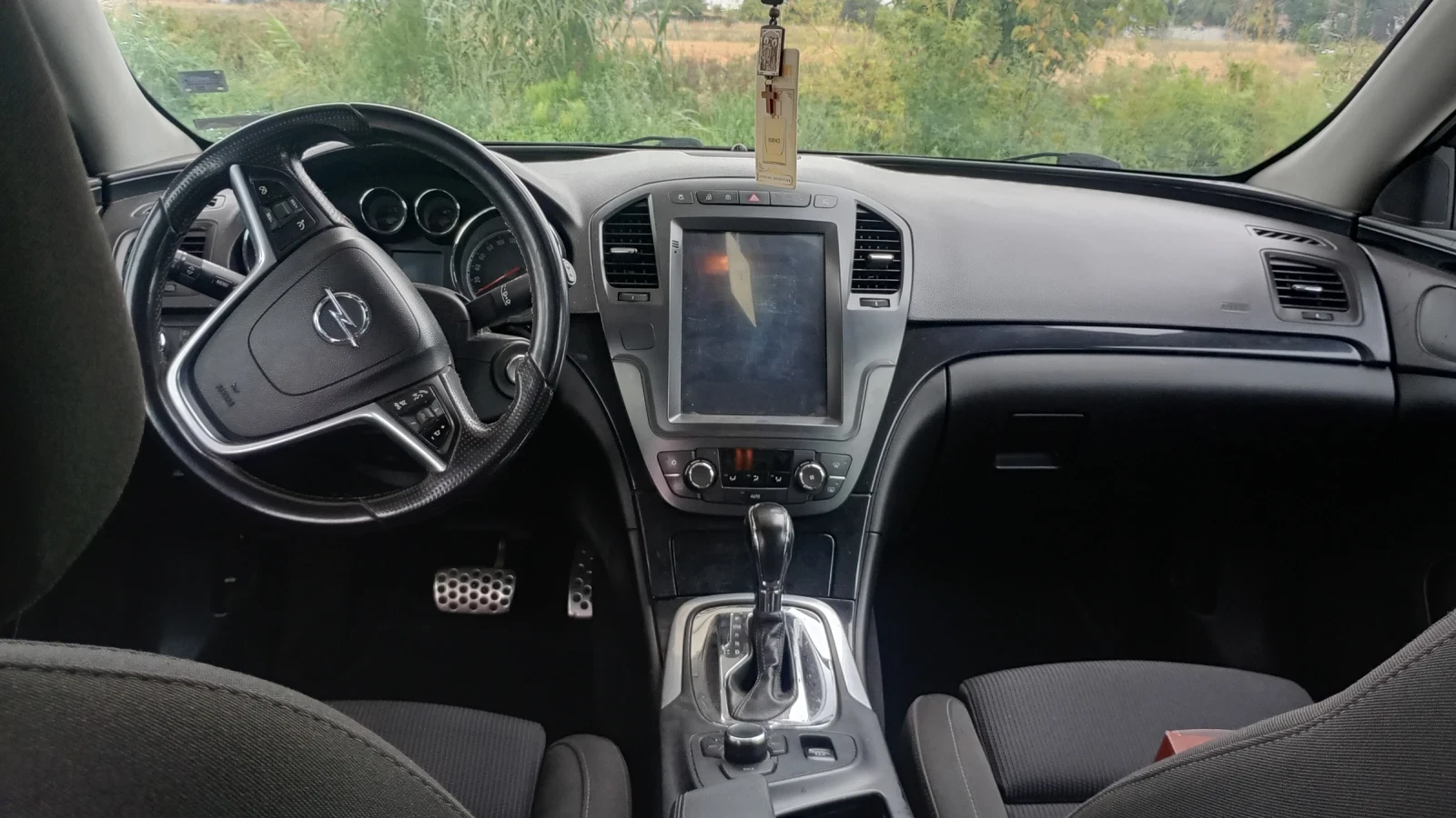 Opel Insignia, снимка 3 - Автомобили и джипове - 55318701