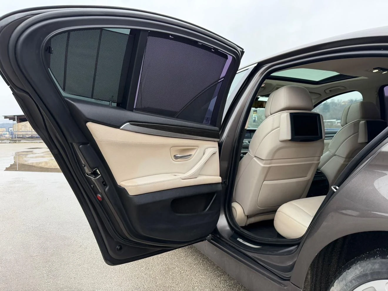 BMW 530, снимка 16 - Автомобили и джипове - 55416618