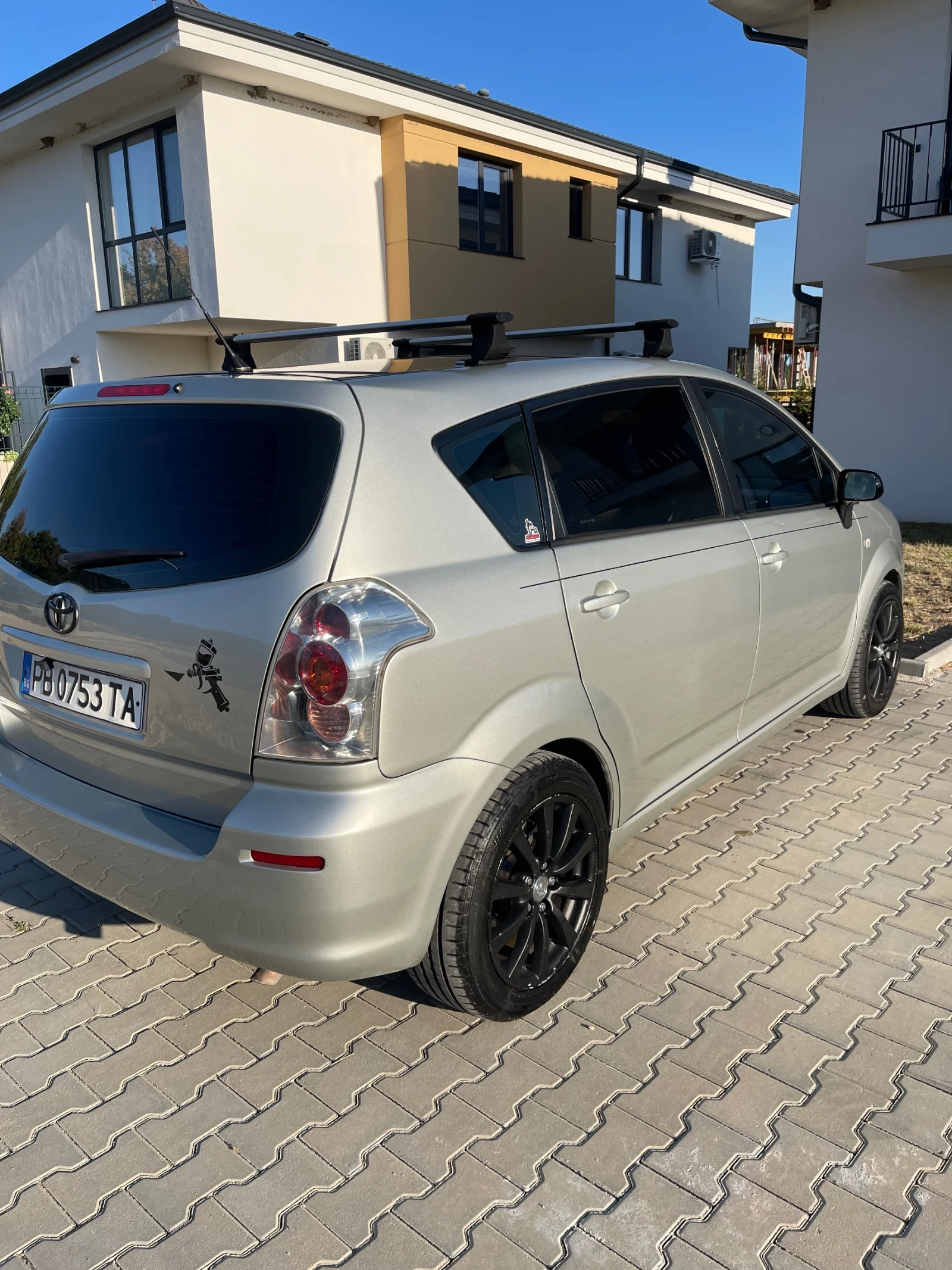 Toyota Corolla verso, снимка 9 - Автомобили и джипове - 55683074
