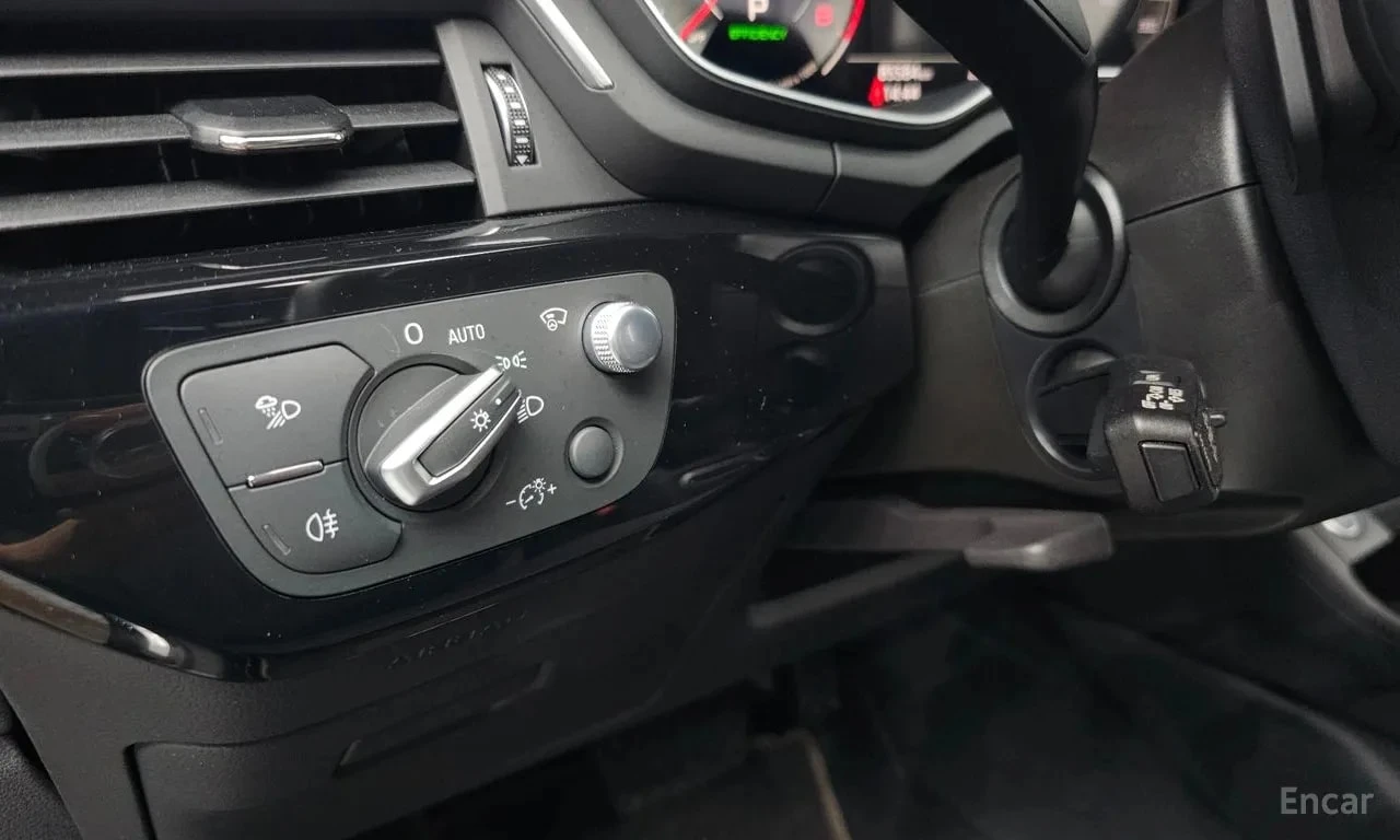 Audi A4  Quattro / ОБДУХВАНЕ / MATRIX / HUD , снимка 14 - Автомобили и джипове - 55844364