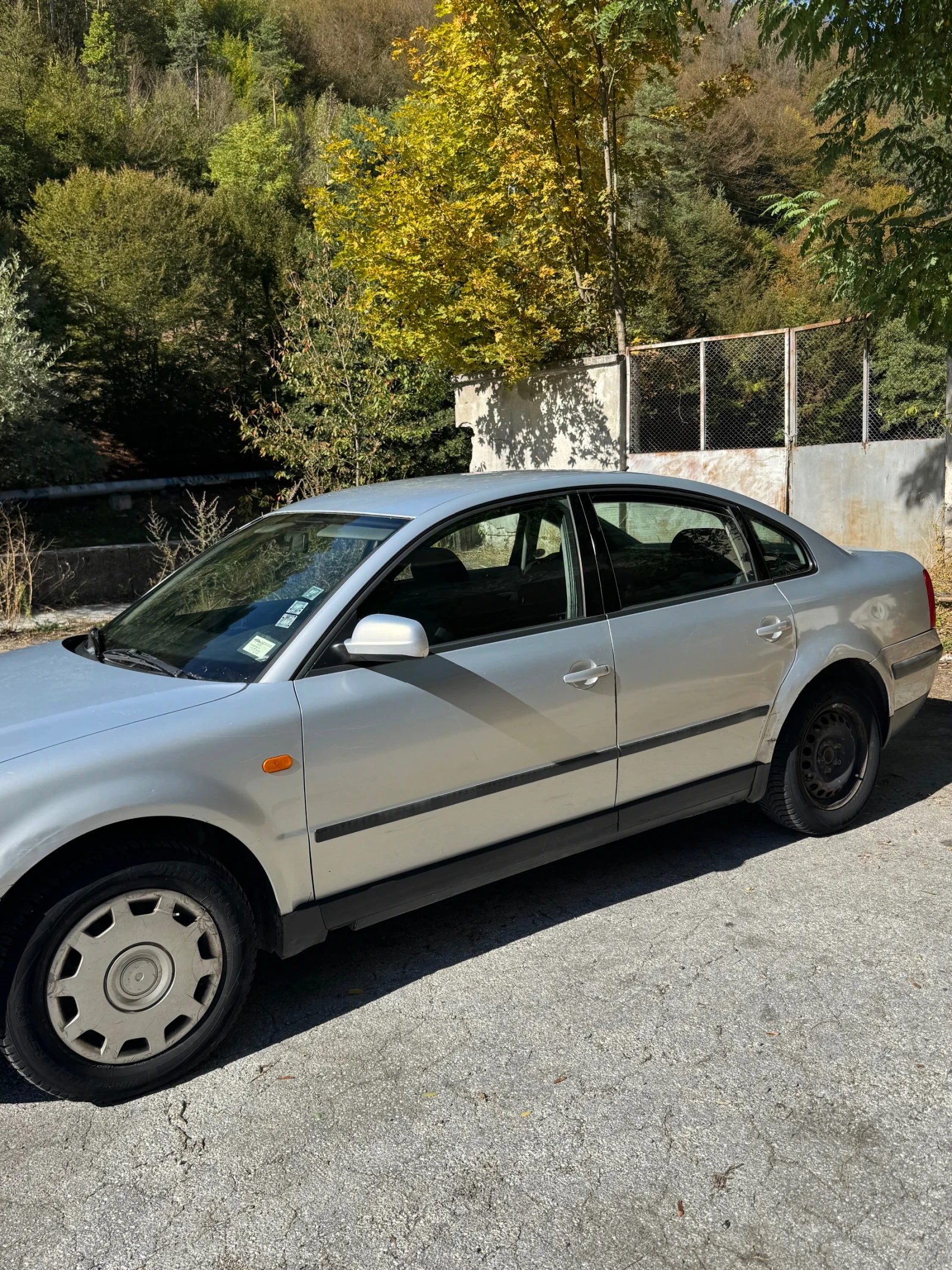 VW Passat, снимка 3 - Автомобили и джипове - 56397797