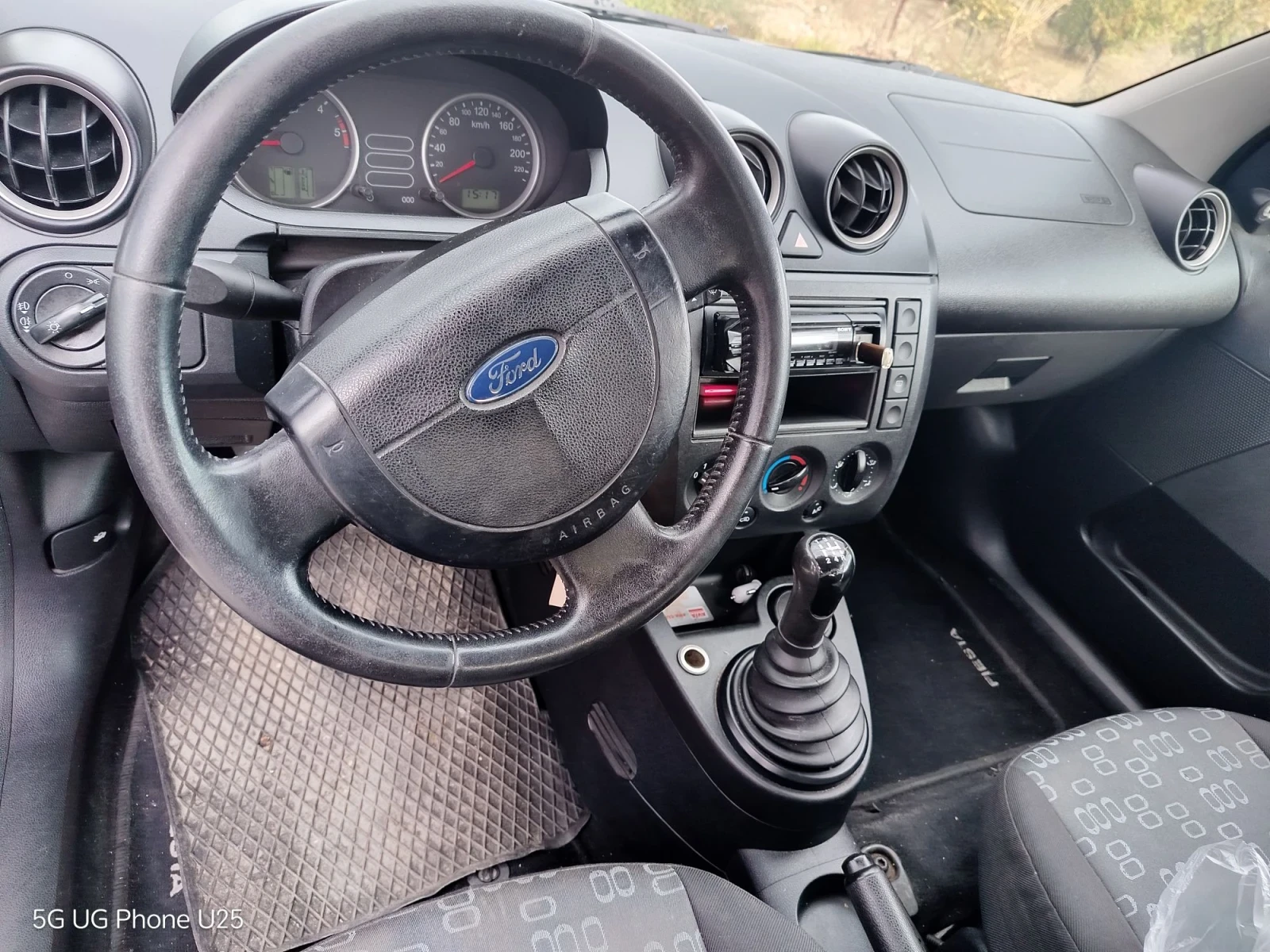 Ford Fiesta 1.4tdi, снимка 4 - Автомобили и джипове - 56432564