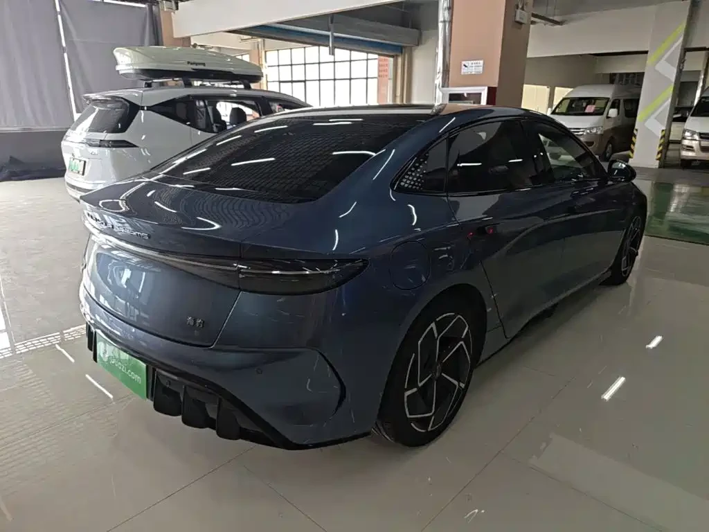 BYD Seal 700km Long Range RWD Edition, снимка 2 - Автомобили и джипове - 56640668