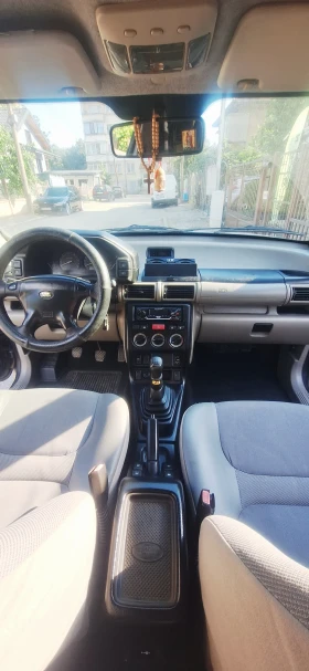 Land Rover Freelander 2.0 td4 (bmw), снимка 10