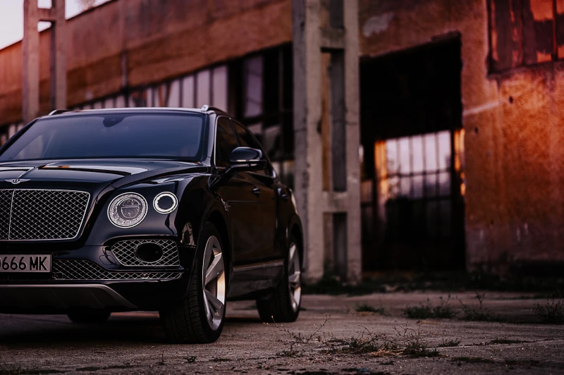 Bentley Bentayga W 12, снимка 2 - Автомобили и джипове - 48085802