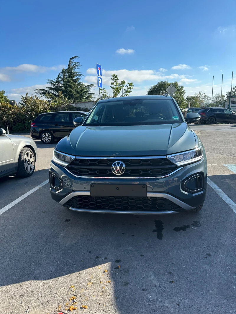 VW T-Roc, снимка 5 - Автомобили и джипове - 47404654